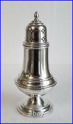 Classic Muffineer Or Sugar Shaker By Reed & Barton Sterling 1939 Date Mark X399
