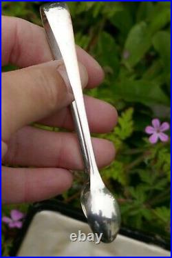 Date Marked 1922 Sheffield Sterling Silver 5'Oclock Spoon Set With Sugar Tongs