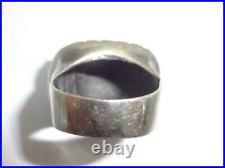 Lovely Sterling Silver Hammered Chunky Statement Ring with Side Columns Marked 925