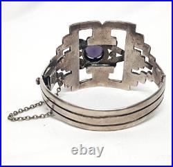 MEXICAN TAXCO EAGLE MARK STERLING SILVER With SYNTHETIC ALEXANDRITE STONE BANGLE