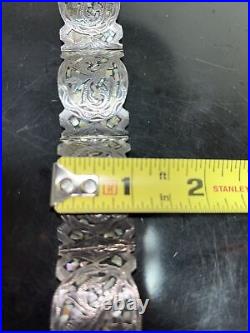 MUST HAVE 925 Vintage Stamped/Marked STERLING SILVER Raised Design Link Bracelet