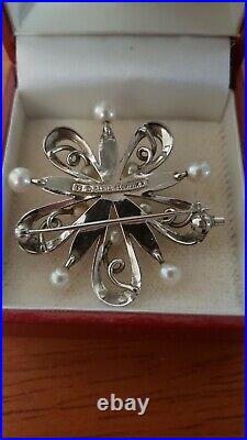 Mikimoto Akoya Pearl Pin Brooch Sterling Silver 925 Vintage. Signed and marked