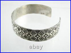 R Cross D Artisan Sterling Silver Tooled Design Cuff Bracelet 27.5g 7.75 Inches