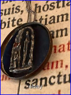 RARE RELIC / ex-voto Lourdes Stunning with sterling silver chain marked 925