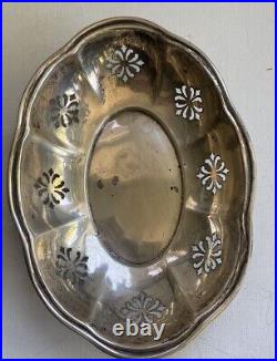 Sterling Silver Oval Bowl With Cutout Decorations 7.5 X 5.5 Marked 7527