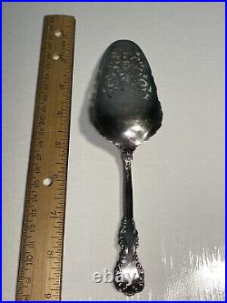 Sterling Silver Server Pierced Jelly Cake 1.39 ozt Highly Ornate w Marks Antique