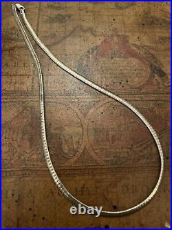 Vintage Marked 925 Sterling Silver Italy Snake Chain Necklace 18